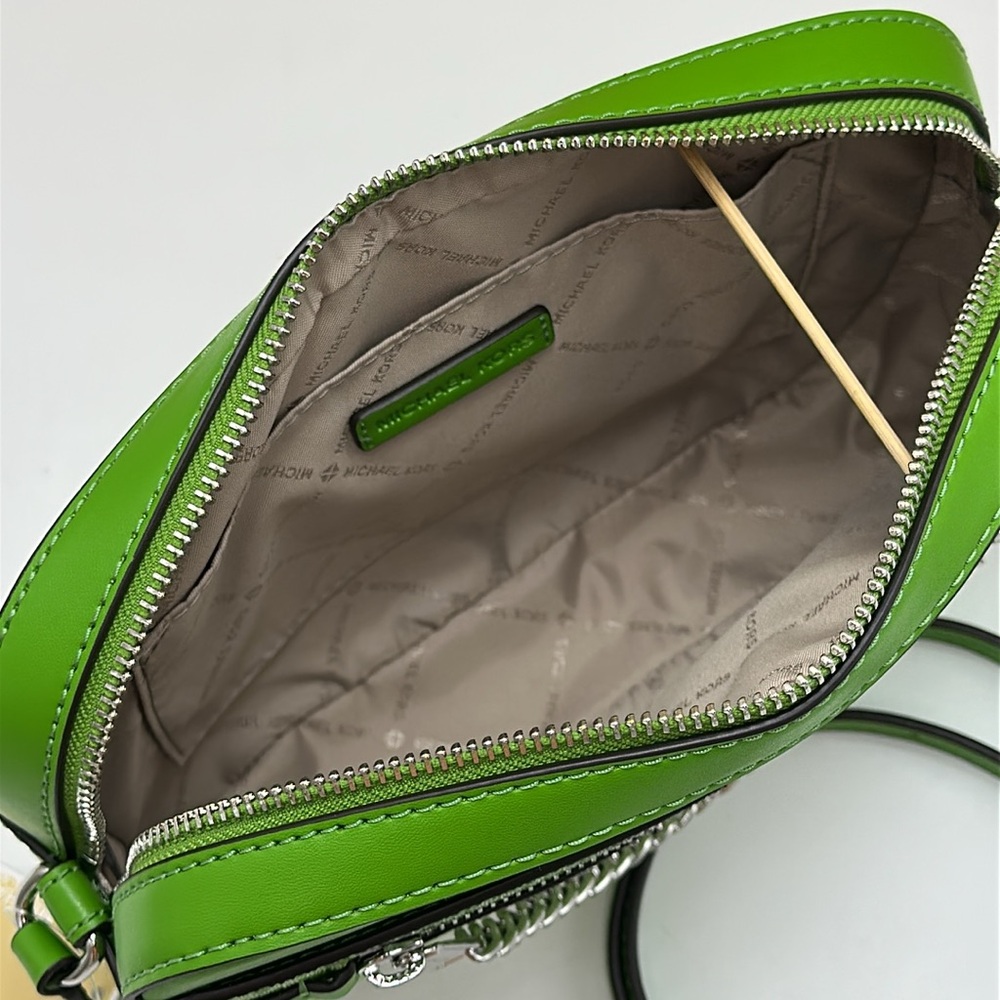 Michael Kors Jet Set Large Ombré Signature Logo Crossbody Body
Jungle Green
NWT - Picture 13 of 16